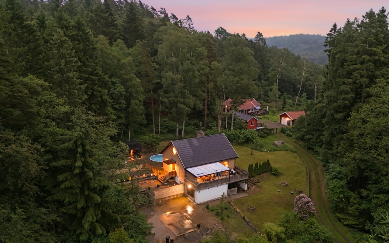 Cronestad Mäklarbyrå AB