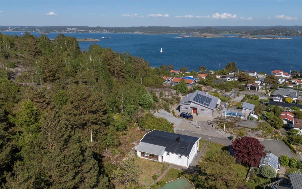 Cronestad Mäklarbyrå AB